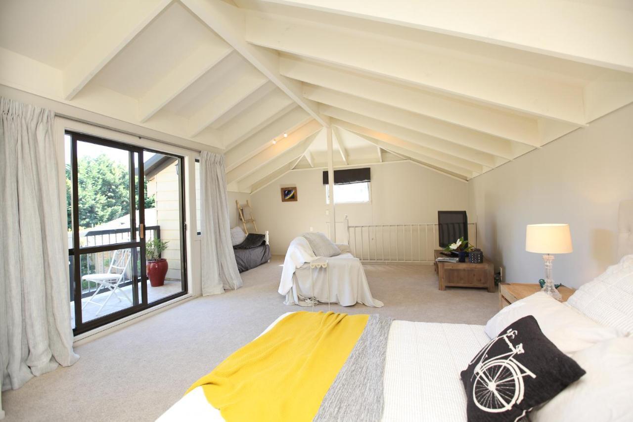 Cedar Park Bed & Breakfast Tamahere エクステリア 写真